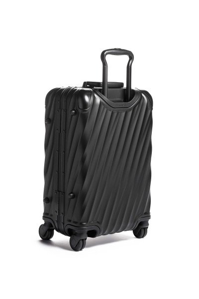 International Carry-On | 56 cm |