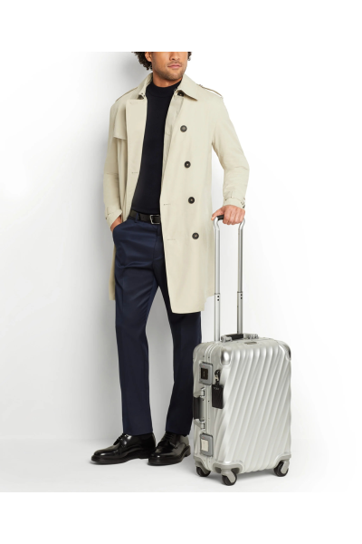 19 Degree Aluminium | International Carry-On 56 cm | Texture Silver