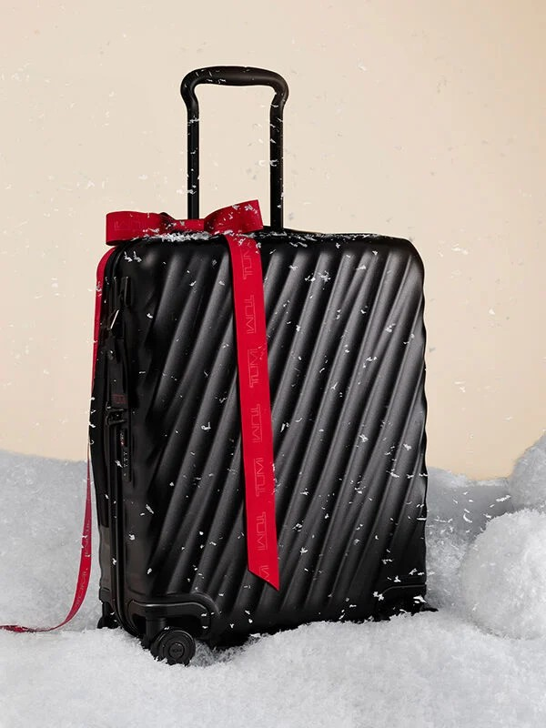 Tumi Luggage banner